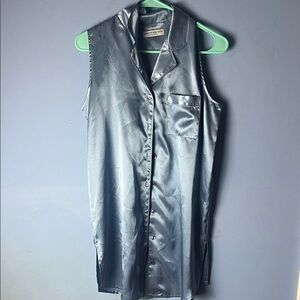 Sleek Satin Sleeveless Nightgown Small